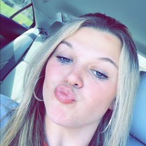 Meet your Posher, Laney